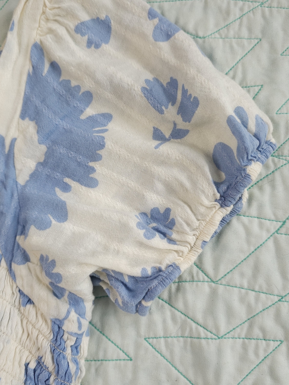 American Eagle Blue Floral Smocked Puff Sleeve Cottagecore Mini Dress - Picture 3 of 8